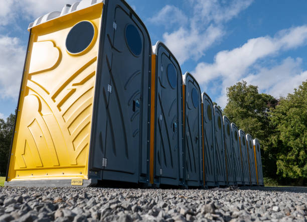 Best Portable Restroom Maintenance and Cleaning  in Los Chaves, NM