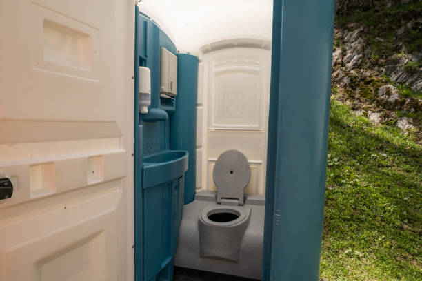 Best Restroom Trailer for Weddings  in Los Chaves, NM